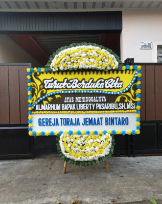 Papan Bunga Duka di Larangan Selatan
