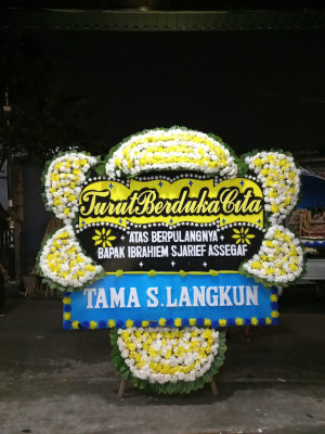 Papan Bunga Duka di Larangan Selatan
